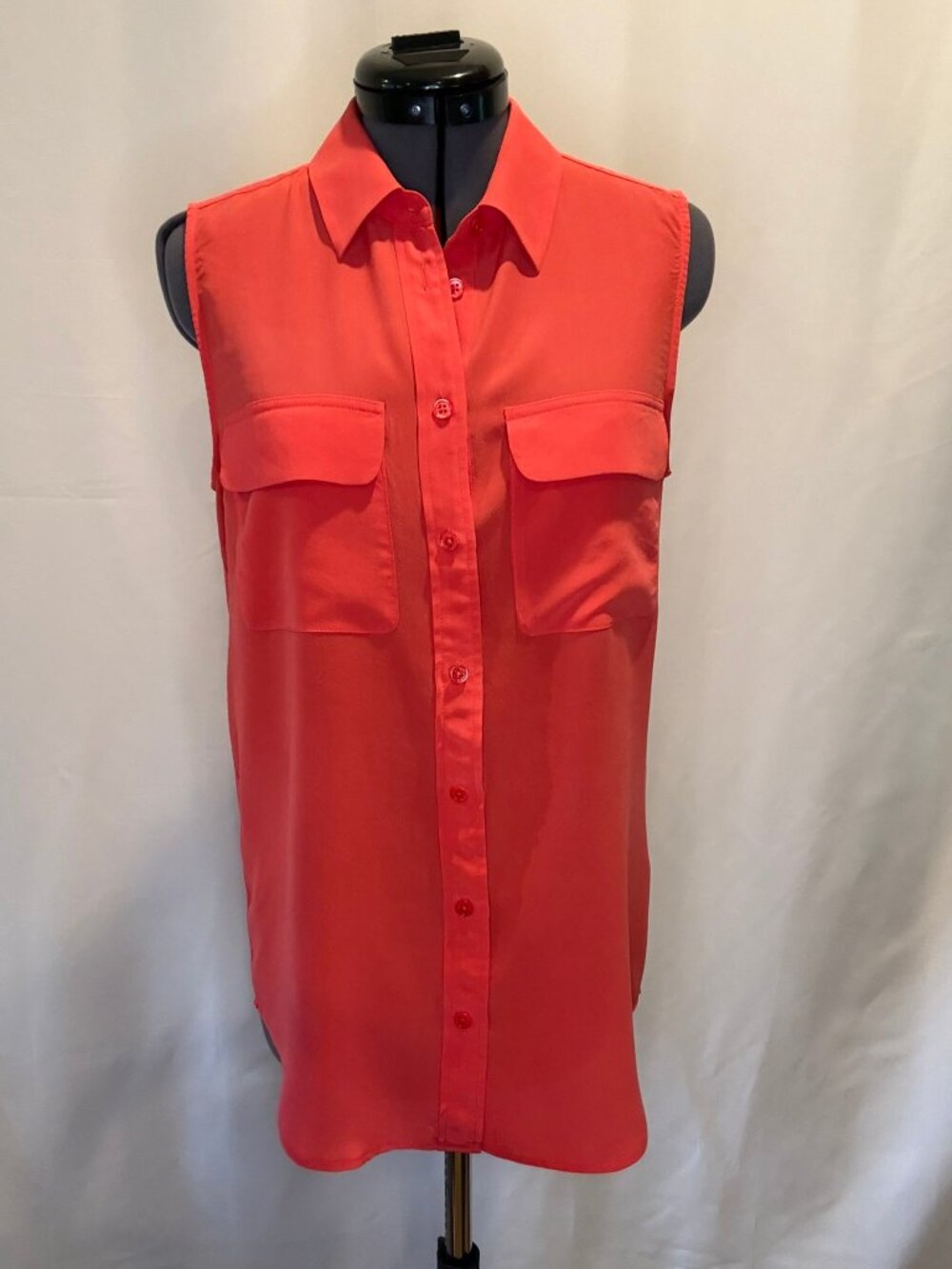 Equipment size XS red silk blouse